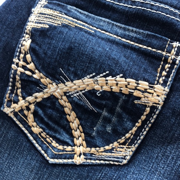 Zco Jean Shorts - Picture 5 of 6